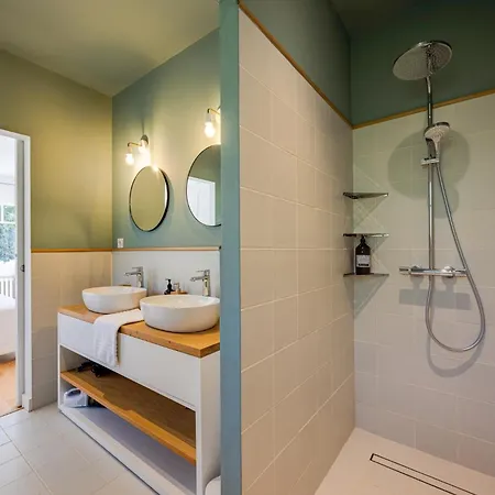 Vakantiehuis Anahata - Avec Piscine Privee *